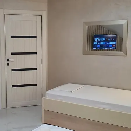 Pansion Eden Casa de hóspedes